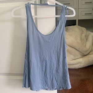 Lululemon top